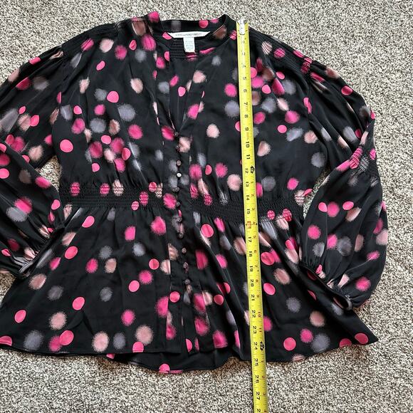 Diane Von Furstenberg black & pink polka dot long sleeve top size 8 - Picture 8 of 12